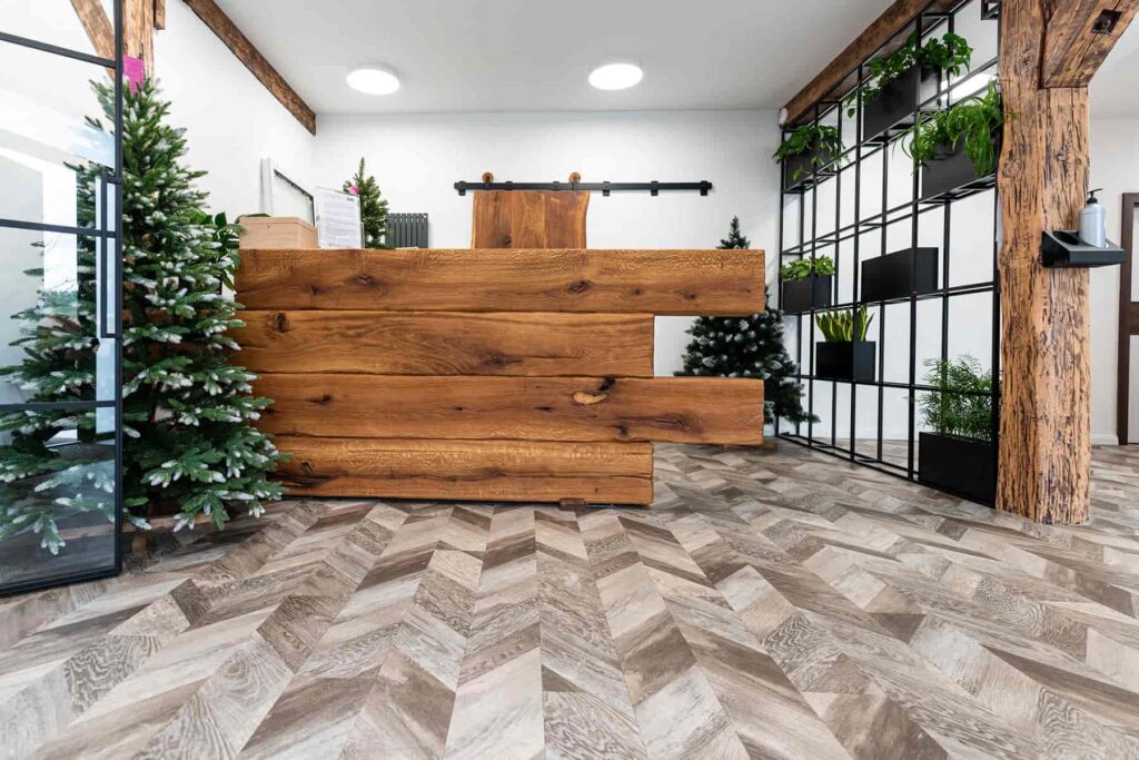 Designboden im Büro C55 Chevron