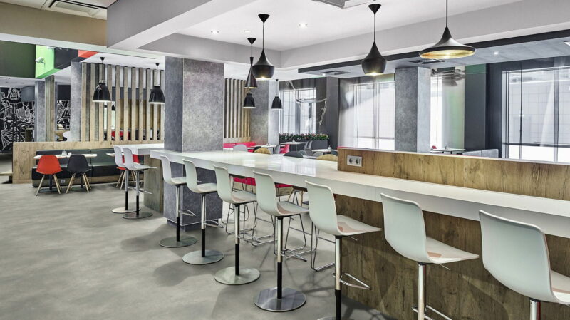 Tarkett PVC-Boden Meteor 70 Polished Concrete Dark Grey – Bild 3