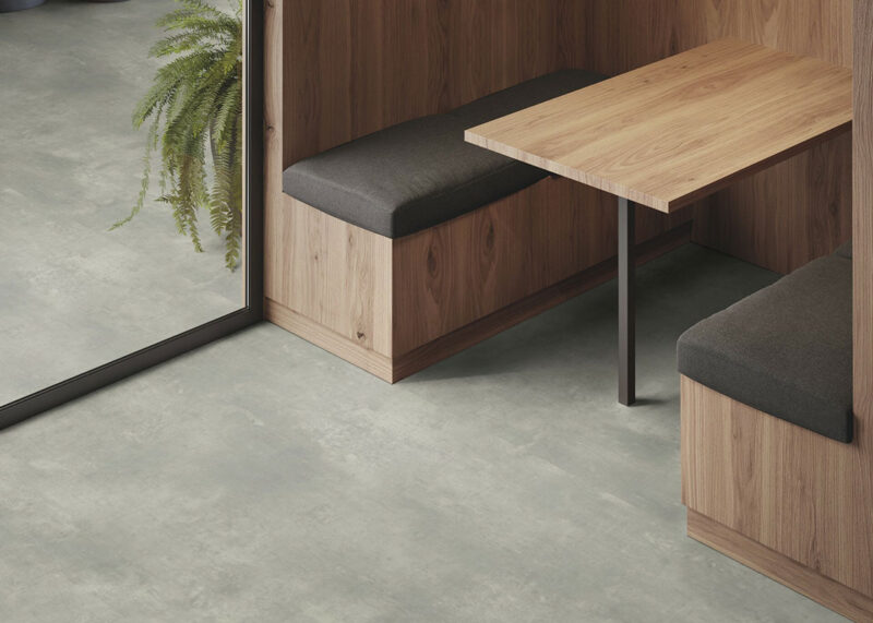 Tarkett PVC-Boden Meteor 70 Polished Concrete Dark Grey – Bild 4
