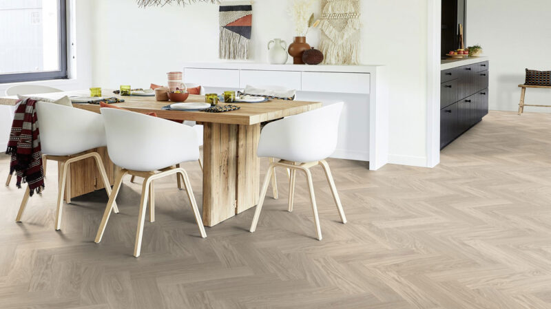 PVC-Boden Iconik 260 Tarkett Skane Herringbone Sand