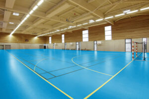 Tarkett Omnisports Reference Sportboden – Uni Sky Blue – für Schulen & Halle